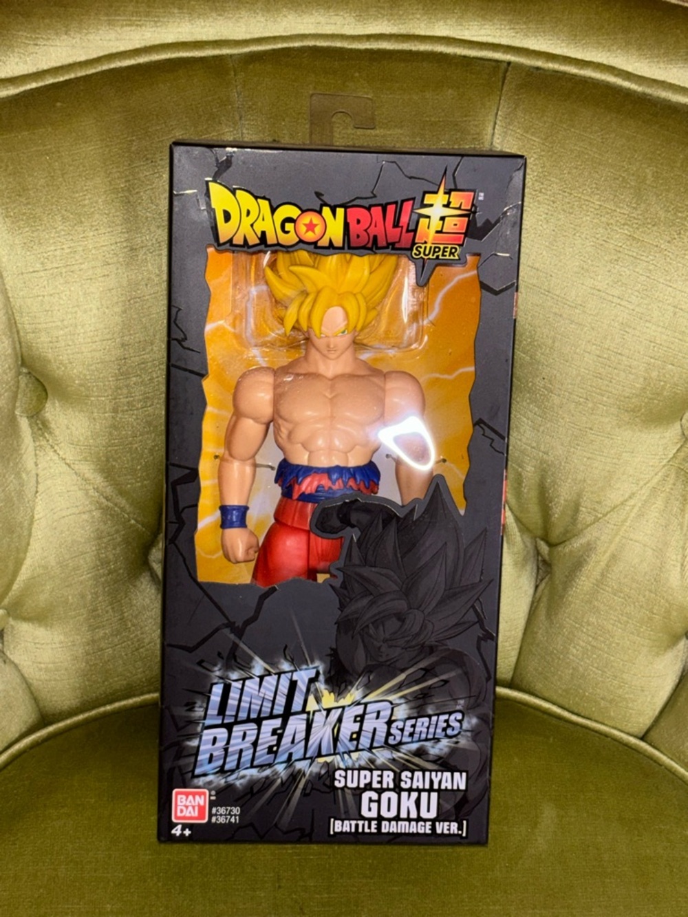 NEW! Dragon Ball Super Saiyan Goku Battle Damage Version 12-Inch Limit Breaker